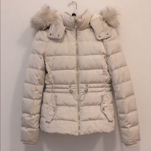LIKE NEW ZARA CREAM FUR PUFFER